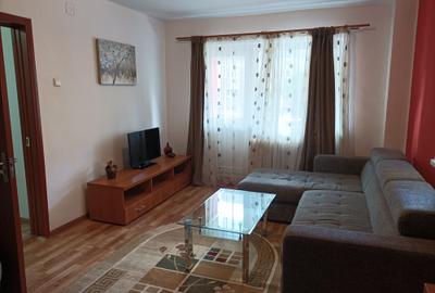 Apartament cu 2 camere decomandat, mobilat în Centrul Civic