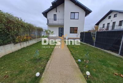 Miroslava CENTRU , Casa individuala, P+1+POD - 1