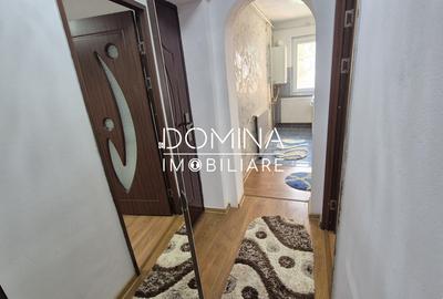 Vânzare apartament 2 camere *etaj 3* - Strada 22 Decembrie 1989 - zona 8 Mai - 8