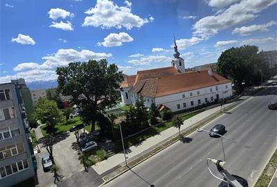 Apartament decomandat cu 3 camere, 2 bai si 3 balcoane  Str. Tabacari, Fagaras - 1