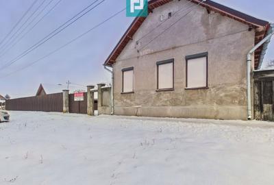 Casă individuală cu 4 camere în Nădab