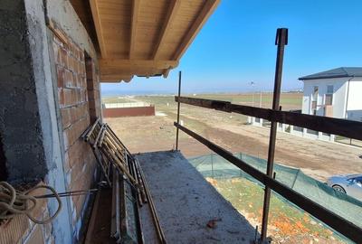 Casă individuală cu 4 camere în Exterior Est