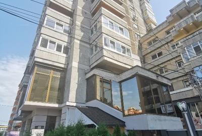 Spațiu Comercial Ultracentral, de Închiriat - 4