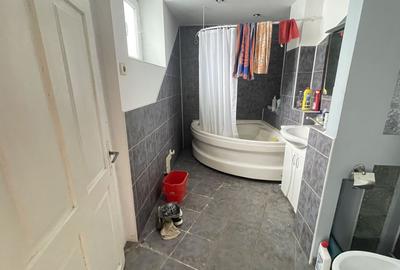Casa cu teren de 915 mp și front de 20 ml - 12