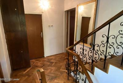 Bran - Casa pe strada Valea Portii, 223 mp, 4 dormitoare, teren 320 mp - 30