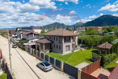 Casă  superba complet utilata teren 660mp - 30