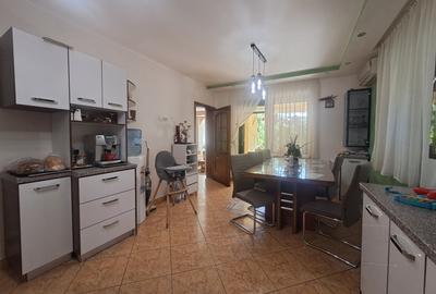 Casa individuala cu piscina. P+1+M. zona foarte buna - 46