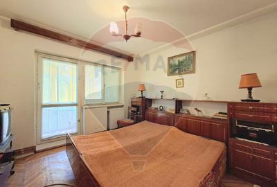 Zona 300, 3 camere, etaj 2, trei balcoane,  fără comision ! - 5