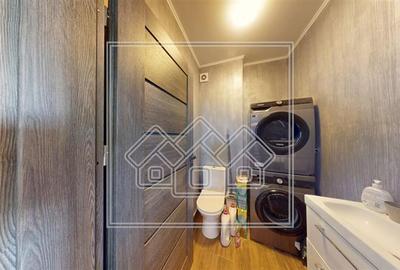 Ap cu 3 camere, 2 bai, 2 balcoane - etaj 3/4 - Calea Surii Mici - 12