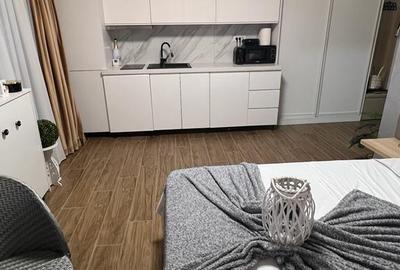 Mamaia Nord - studio - primul rand la mare - 8