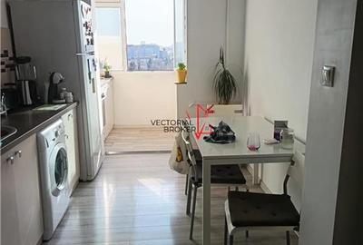 12 min Metrou OBOR, decomandat, bloc 1985, reabilitat- Tei Otesani - 1