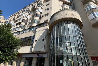Apartament cu 2 camere, zonă ultracentrală – confort, spațiu și privelișt - 1