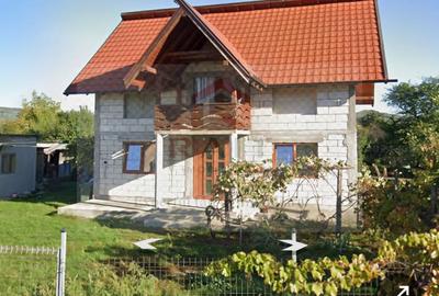 Casa de Vanzare Tigveni Arges - 1