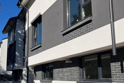 Casă cu 5 camere în Mogoșoaia