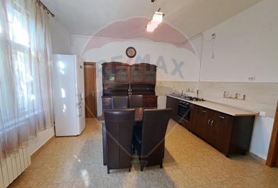 Vila de inchiriat,  potrivita birouri, zona Gara. - 3