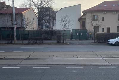 Domenii( Ion Mihalache) stradal, ideal constructie clinica ,birouri,comercial - 2