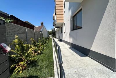Apartament cu 2 camere decomandat în 1 Mai