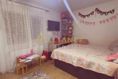 Garsonieră decomandată, mobilată în Progresul