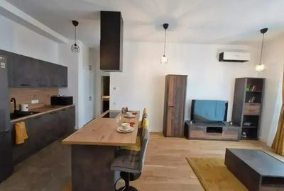Apartament cu 2 camere semidecomandat, mobilat în Timpuri Noi