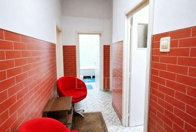 Apartament 3 camere în zona FACULTATII DE LITERE - 2