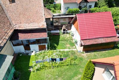 Doua case de vanzare 75 M² + curte 720 M² Piata Kalvin - 18