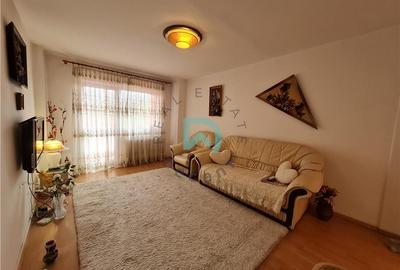 Apartament cu 2 camere semidecomandat în Craiter