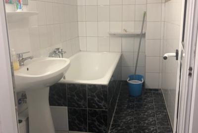 De inchiriat 4 camere decomandat Blv Mircea Voda - 14