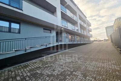 Apartament cu 3 camere decomandat în Turnișor