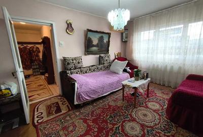 Apartament cu 2 camere în Podu Roș