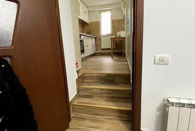 CASA CASATORIILOR  3 CAMERE CU CURTE SEPARATA, GAZE 850EURO - 18