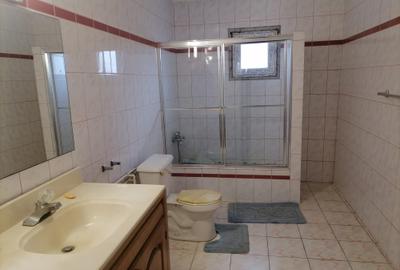 Vila S+P+1, cu teren mare, situata central in Eforie Sud, ideal pensiune. - 5