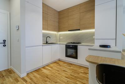 Apartament cu 2 camere semidecomandat, mobilat în Herăstrău