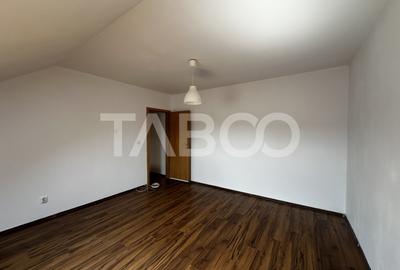 Apartament de vanzare 2 camere 50 mpu in Sibiu zona Strand - 3
