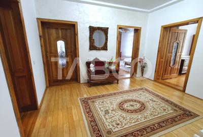 Casa mobilata si utilata - 5 camere spatioase 2 bai de inchiriat Sibiu - 17