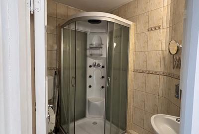 Apartament Calea 13 Septembrie colt cu Str:Sabinelor - 8