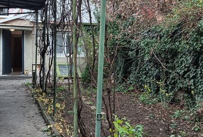 Domenii Inchiriez casa 3 cam  renovată recent centrala proprie pivnița curte - 8