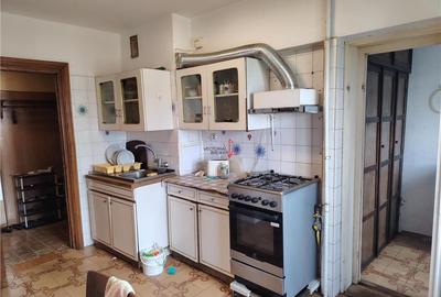 Apartament 3 camere zona Ion Mihalache cu Turda constructie 1984 - 19