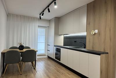 Apartament cu 3 camere semidecomandat în Mărăști