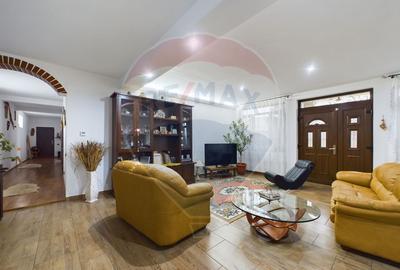 Vila cu 6 camere, teren 1200mp de vanzare- Varasti, la 4 km de Berceni - 3