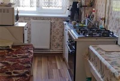 Apartament cu 3 camere - Central - 2