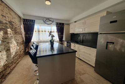 Apartament cu 3 camere, 55 mp, etaj intermediar, cu parcare, zona Petrom - 4