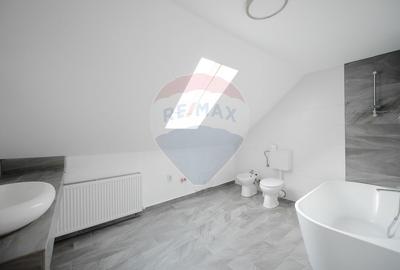 Casă 4 Camere cu Garaj, Construită de Proprietar, Cartier Episcopia - 15