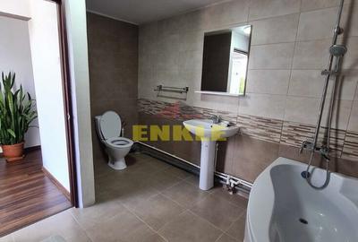 De vanzare casa cu etaj. Zona Industriala. 175.000€ - 5