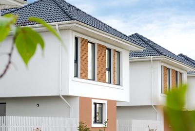 Casă individuală cu 4 camere în Tunari