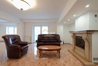 Apartament cu 5 camere decomandat în Unirii