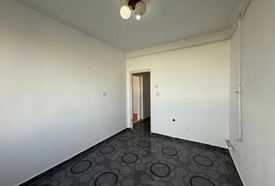 Apartament spatios, 2 camere, etaj 3,  mp 49 mp utili, zona Soarelui - 6