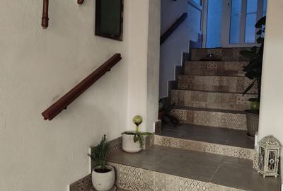 Centru - apartament cu 2 camere mobilat și utilat, demisol - 5