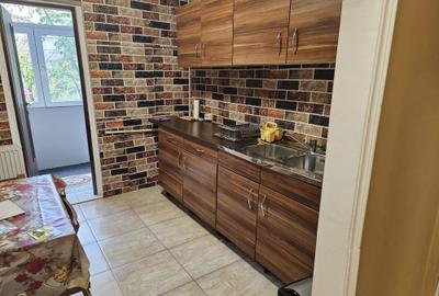 Apartament cu 2 camere, mobilat în Aviației