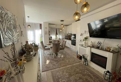 Apartament cu 3 camere decomandat, mobilat în Torontalului