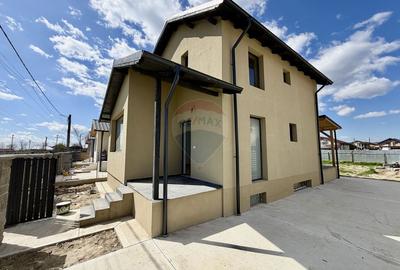 Casă / Vilă Golesti - 1